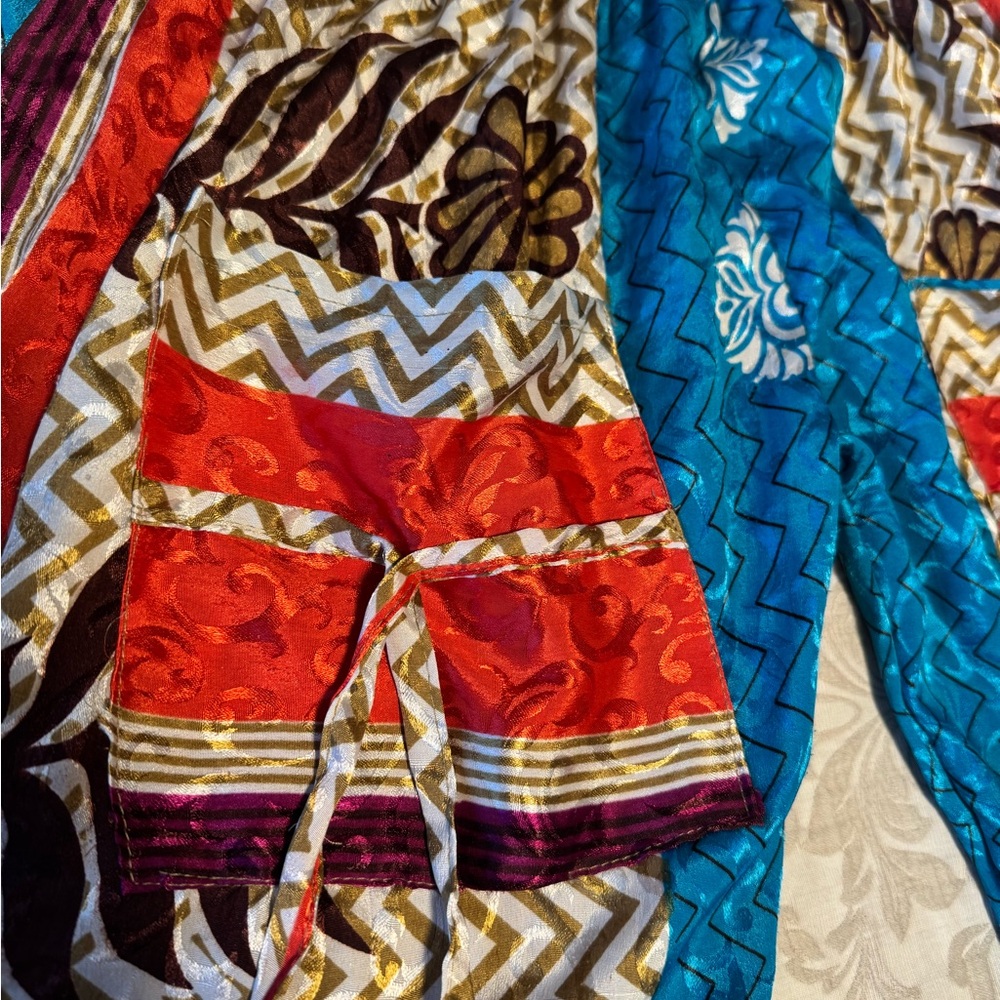 NWT Colorful Patterned Pants One Size - Picture 3 of 5